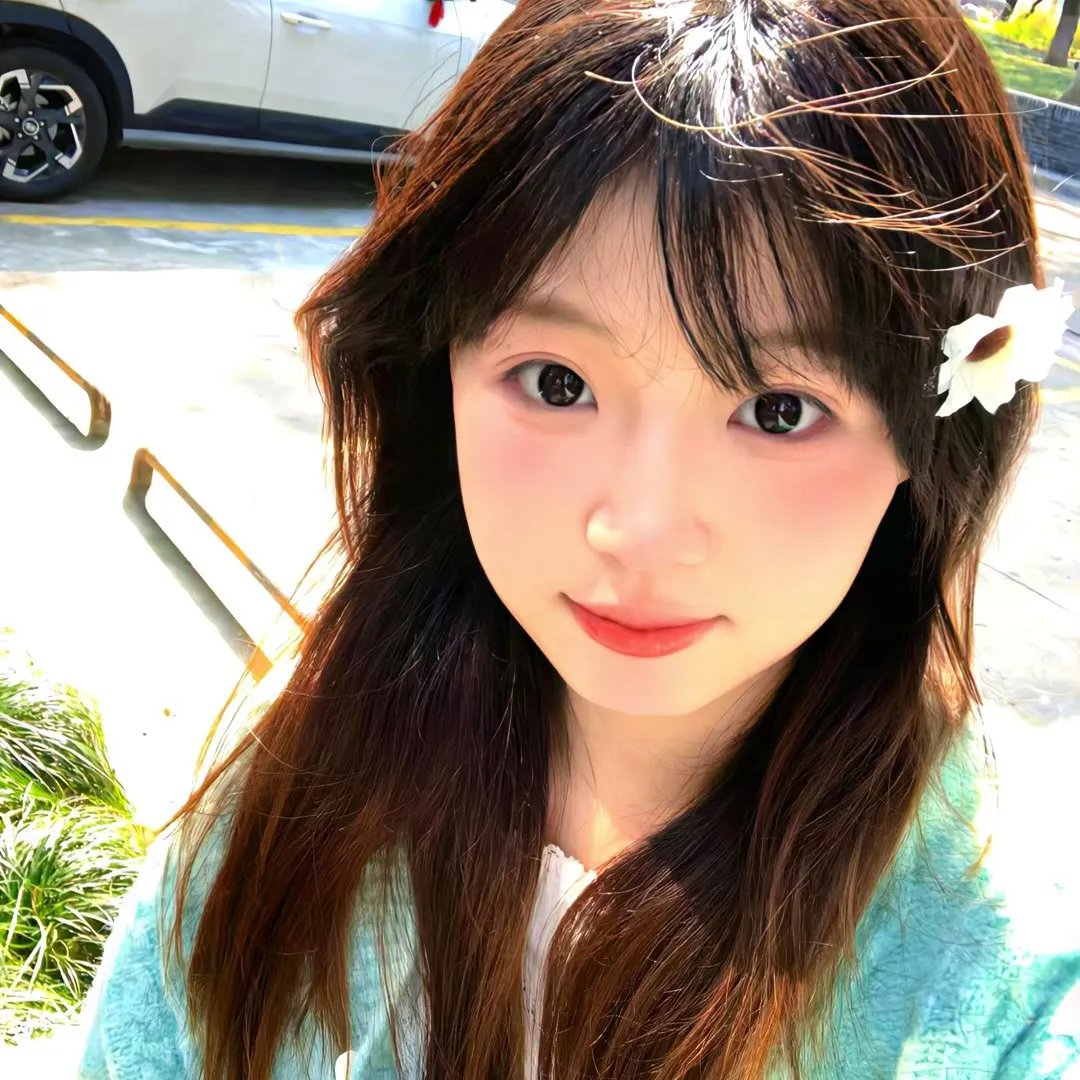 艳丽娇娃